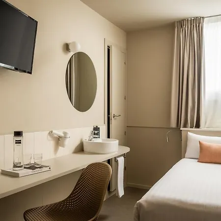 Bypillow The Bloom Hotel