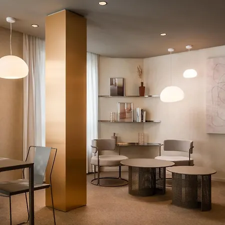 Bypillow The Bloom Girona