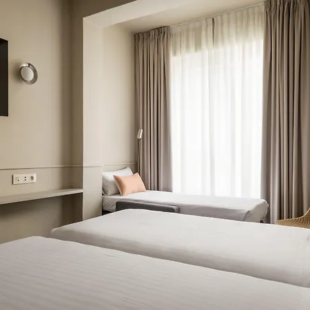 Bypillow The Bloom Hotel *